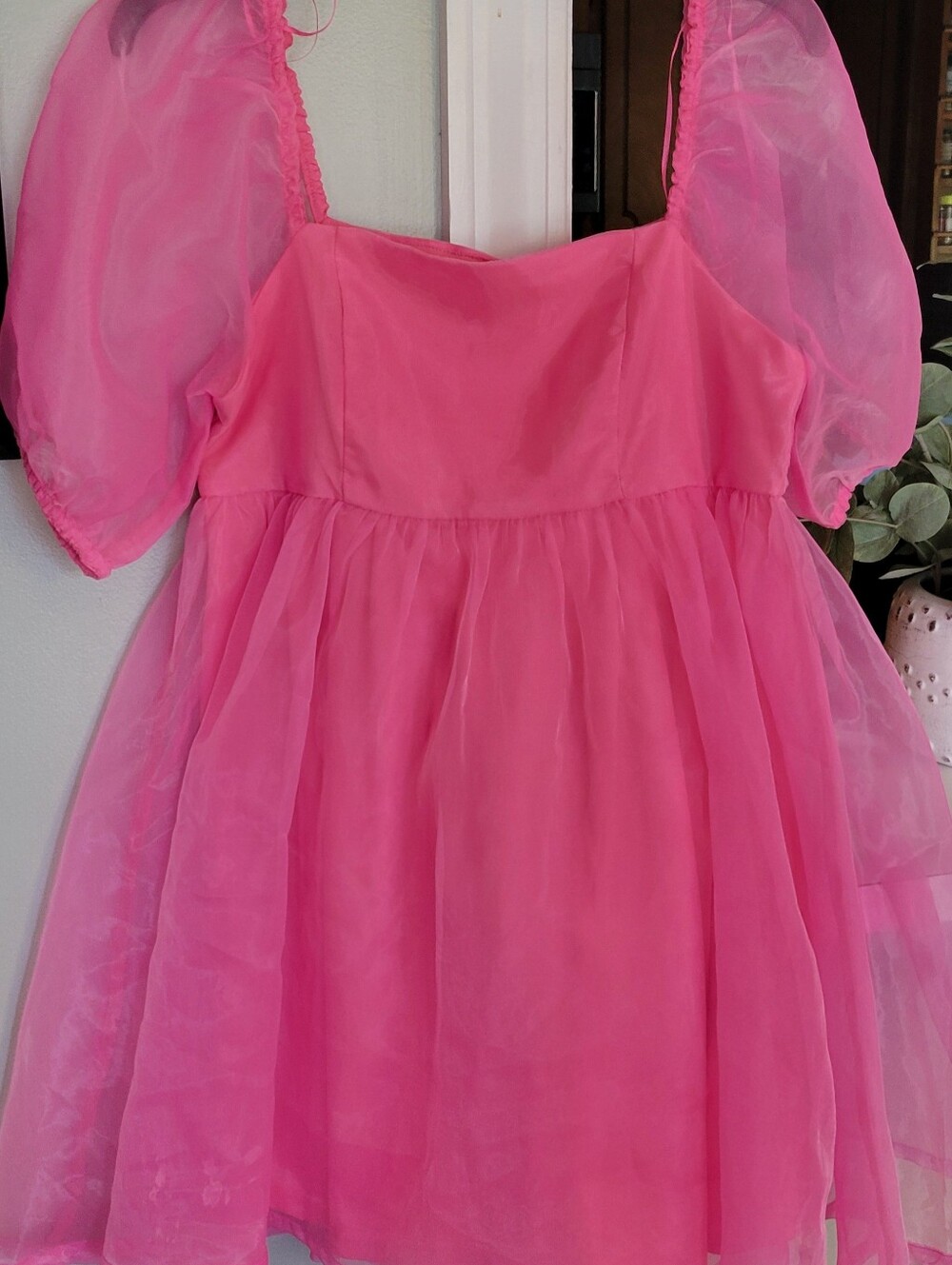 Pink Puff Sleeve Party Dress